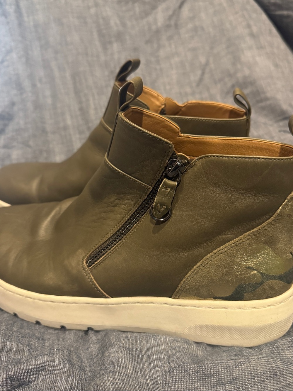 Vionic Olive Leather Side-Zip Ankle Sneakers